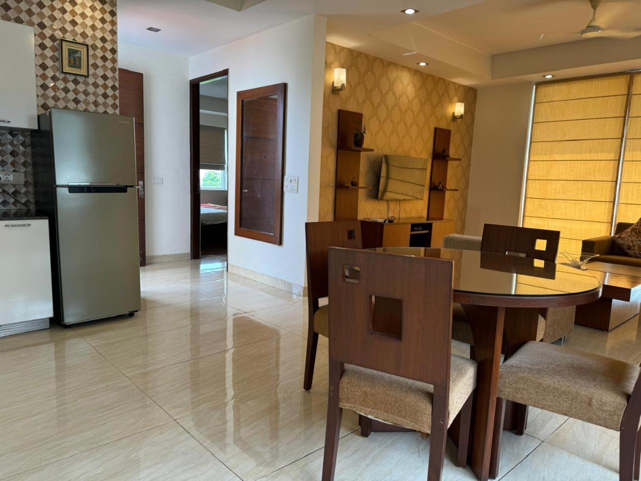 דירות Ahuja Residency נוידה מראה חיצוני תמונה